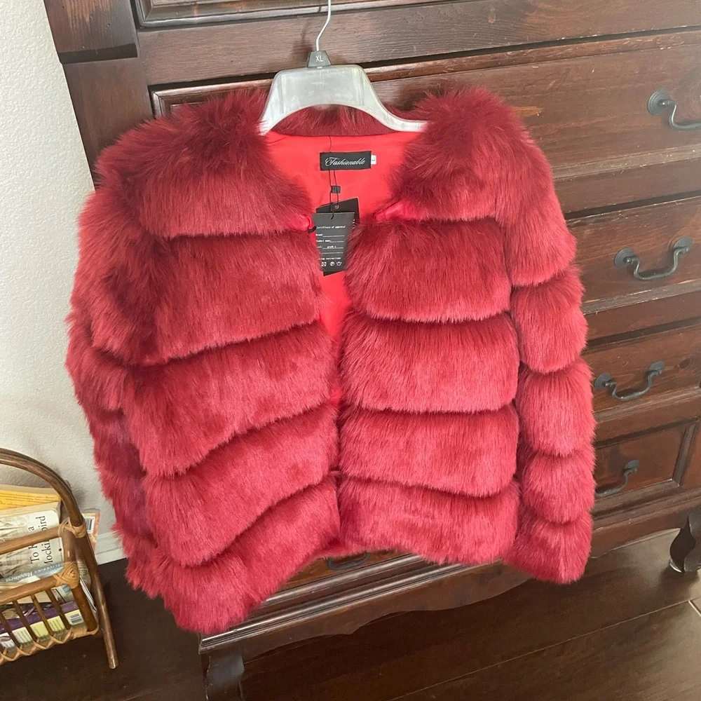 NWT Fashionable Chic Faux fur coat sz L - Picture 3 of 5